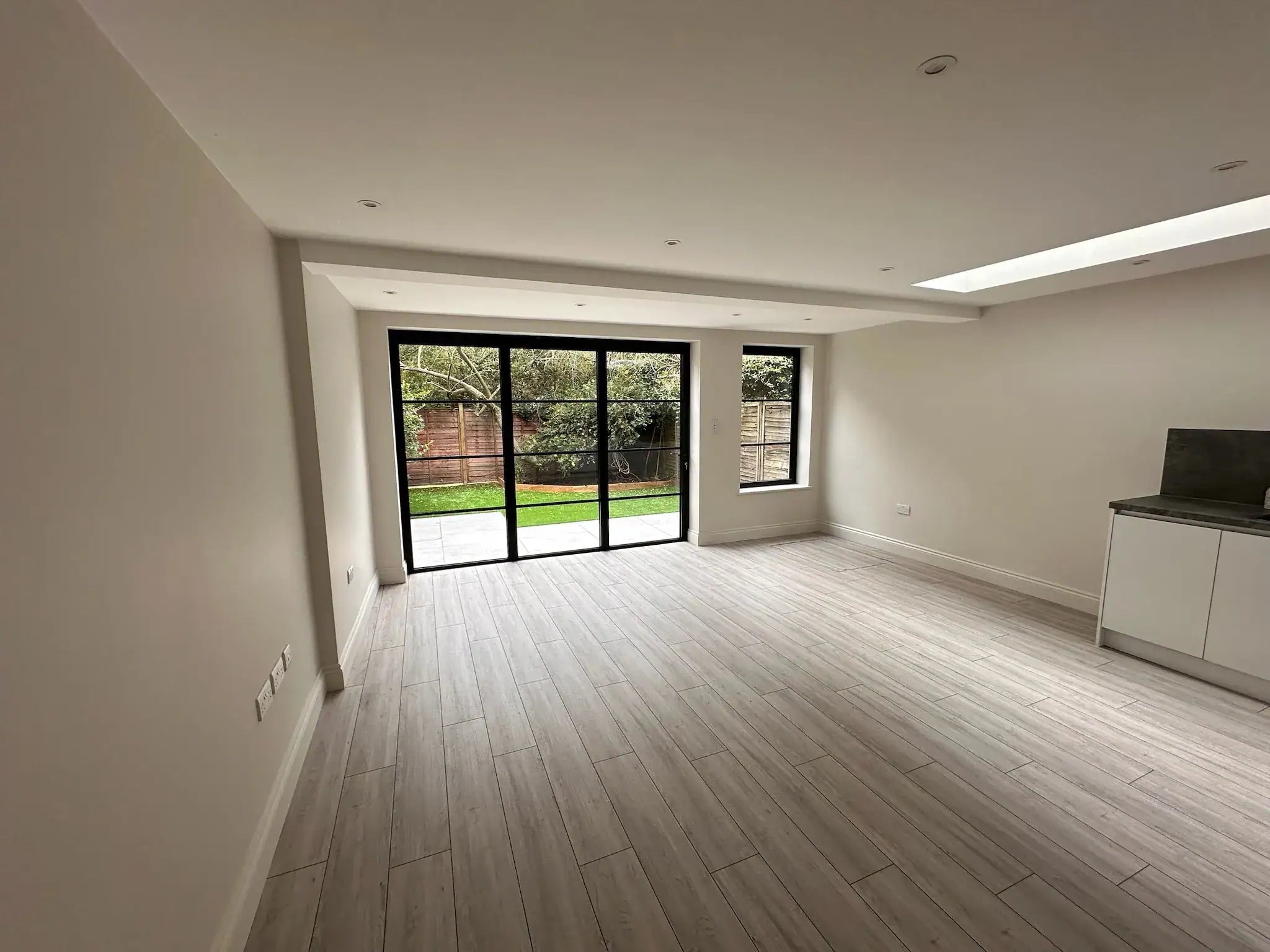 Croydon kitchen before and after – Pre-Sale Refurb Blitz